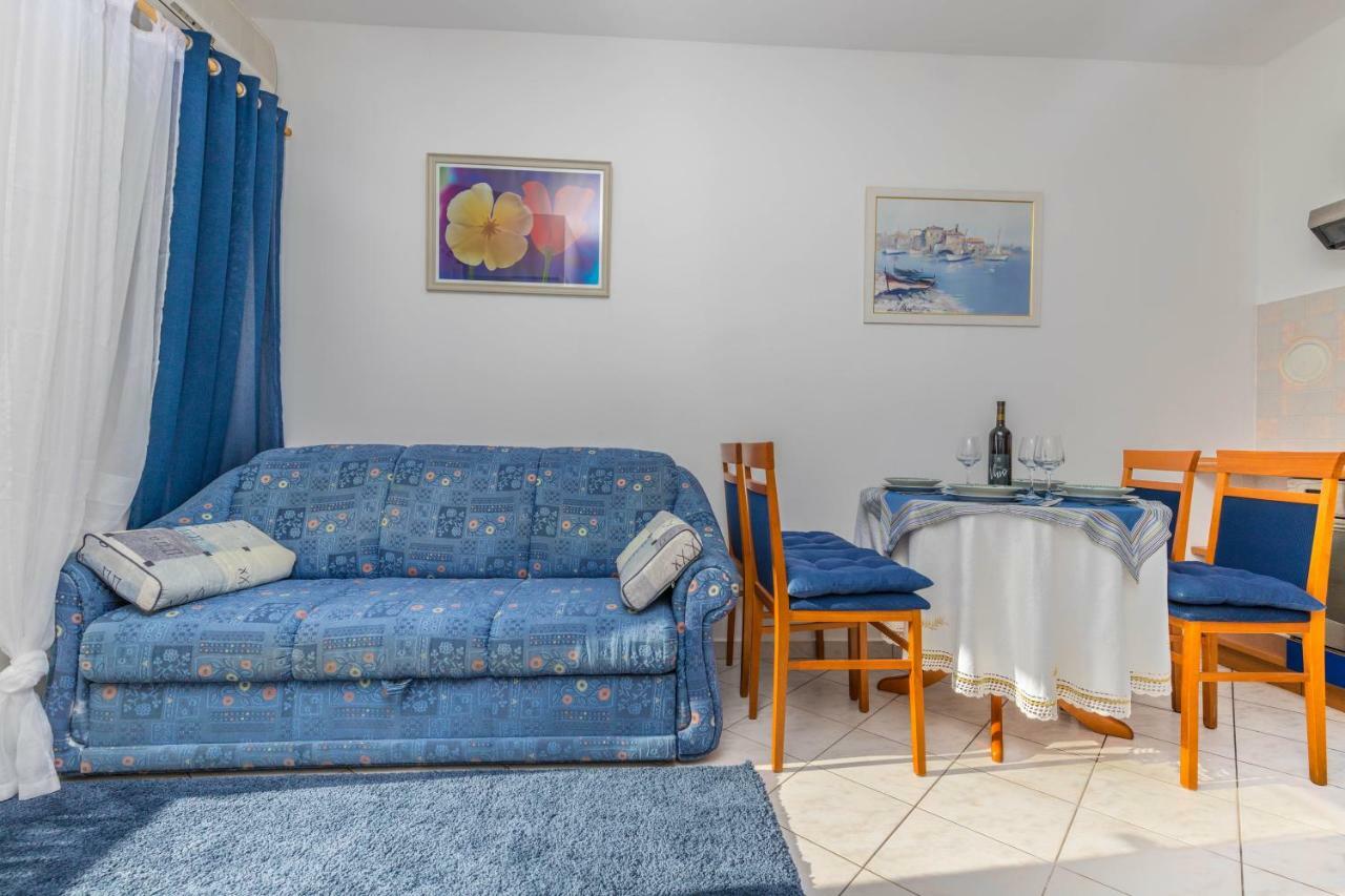 Apartmani Adria Lila Crikvenica Dramalj Exterior foto